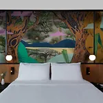 Hotel Drawing House